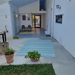 Dacapa *